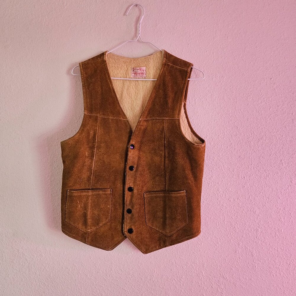 Womens medium mens small vintage suede fleece shearling vest .